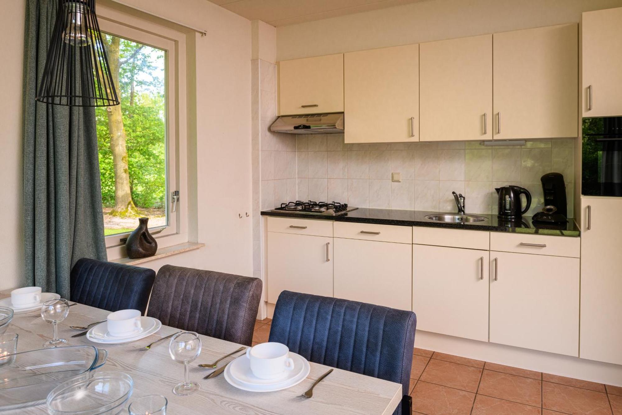 Summio Bungalowpark Het Drentse Wold Hoogersmilde الغرفة الصورة